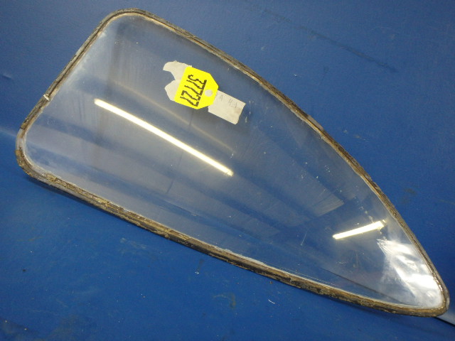 0512030-13 Cessna - WINDOW-SIDE LH